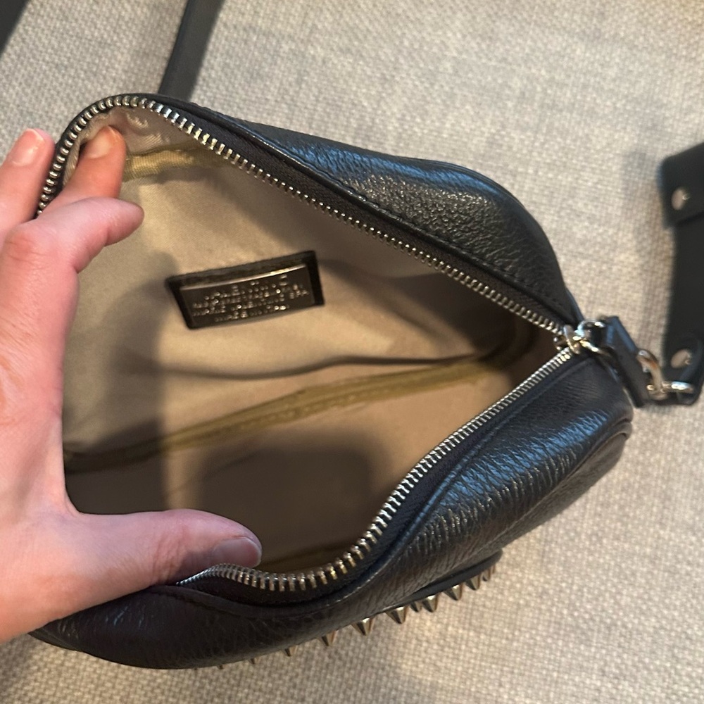 Mario Valentino Black Stud Circle V Logo Crossbody - Picture 3 of 4